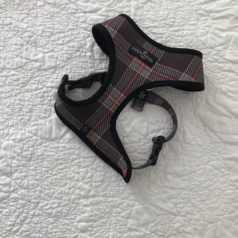 Lucy&co dog harness